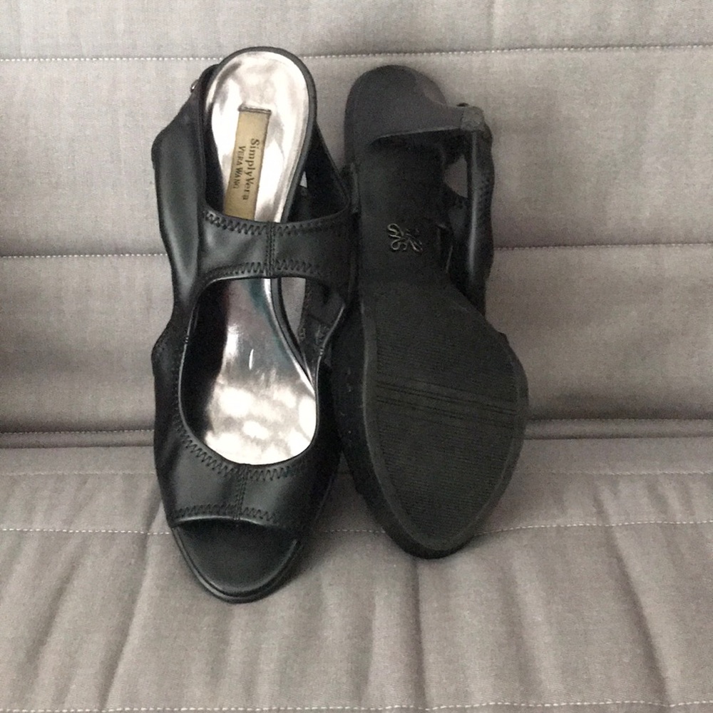 Simply Vera Vera Wang Heals